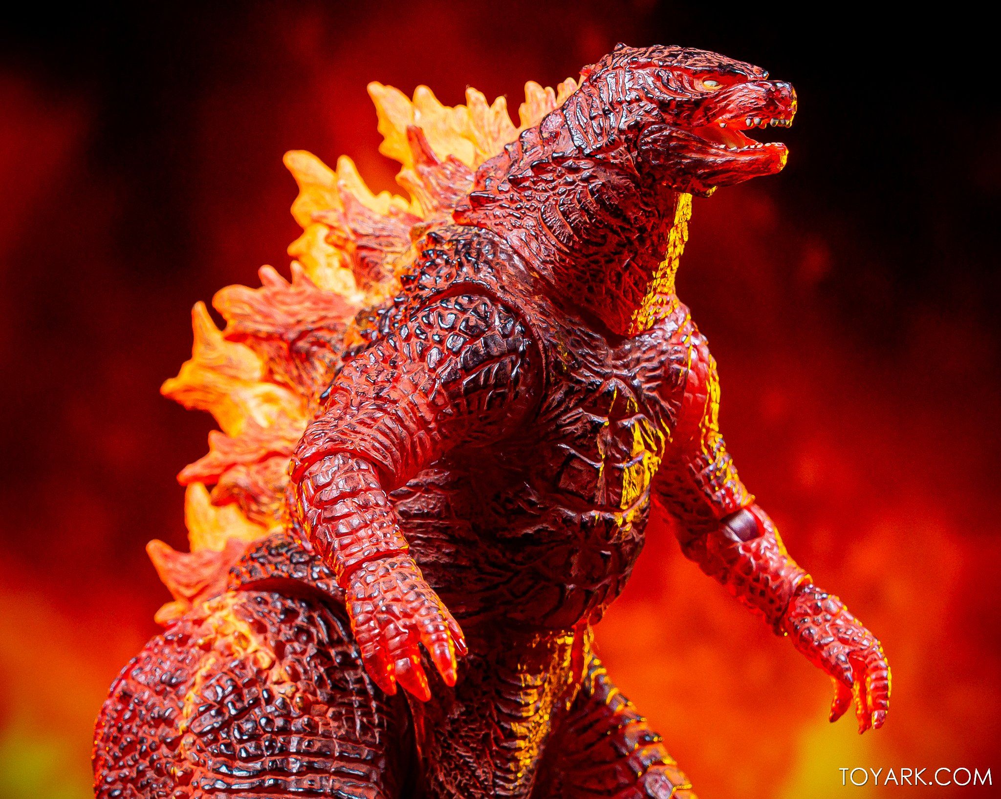 2048x1636 Godzilla: King of the Monsters Godzilla by NECA Photo Shoot