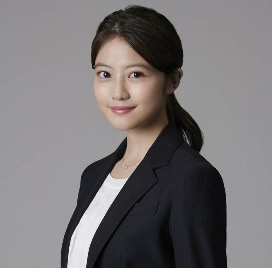1078x1065 Imada Mio in Hanzawa Naoki, SUITS & Oyabaka