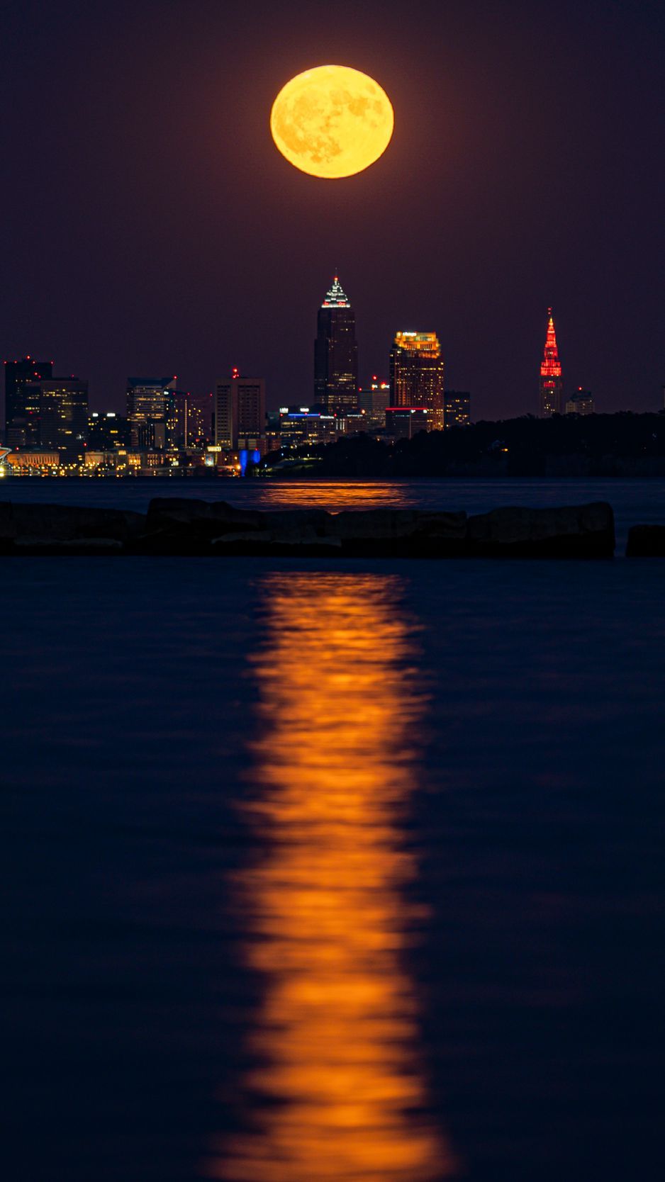938x1668 Download Wallpaper 938x1668 City, Night, Moon, Buildings, Water, Reflection Iphone 8 7 6s 6 For Parallax HD Background