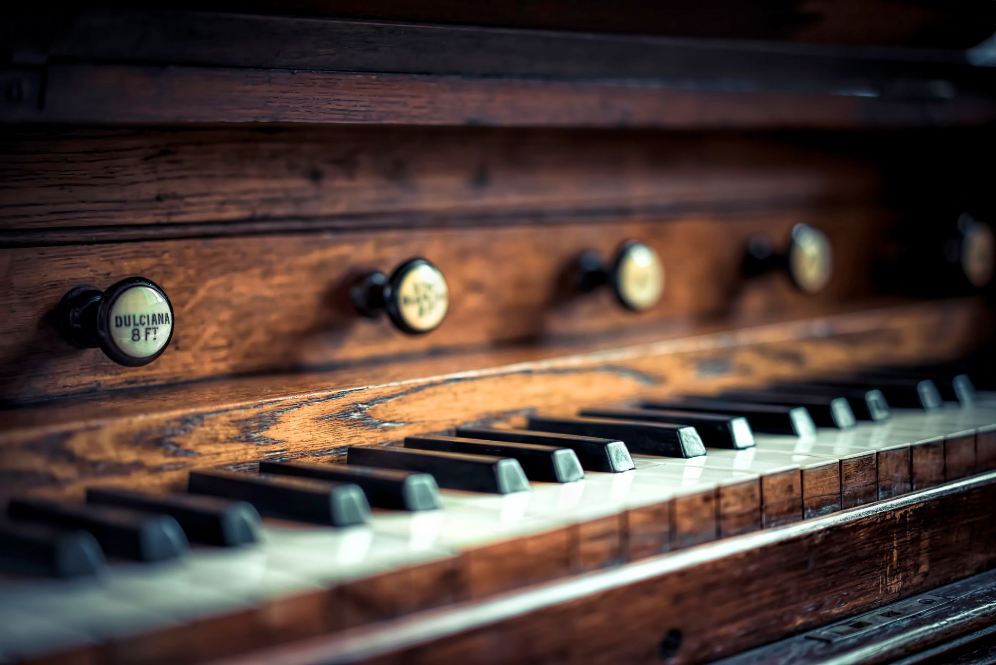 2048x1367 Wallpaper macro, keys, Church organ, church organ for mobile and desktop, section музыка, resolution 2048x1367