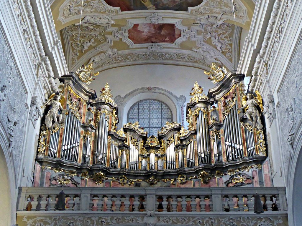 1024x768 Bamberg. The superb organ of the Obere Pfarrekirche Upper