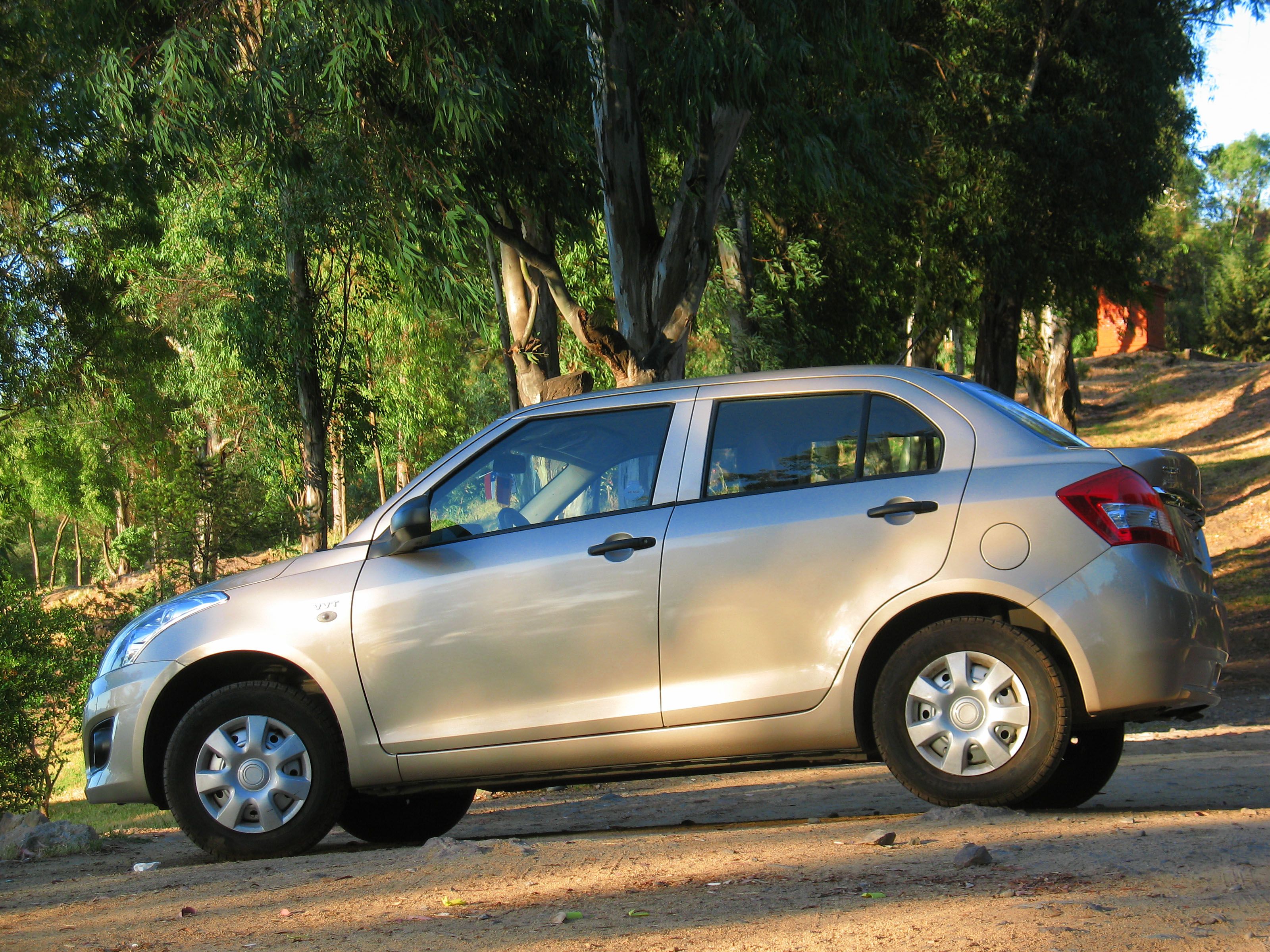 3200x2400 Suzuki Swift Dzire 1.2 GA