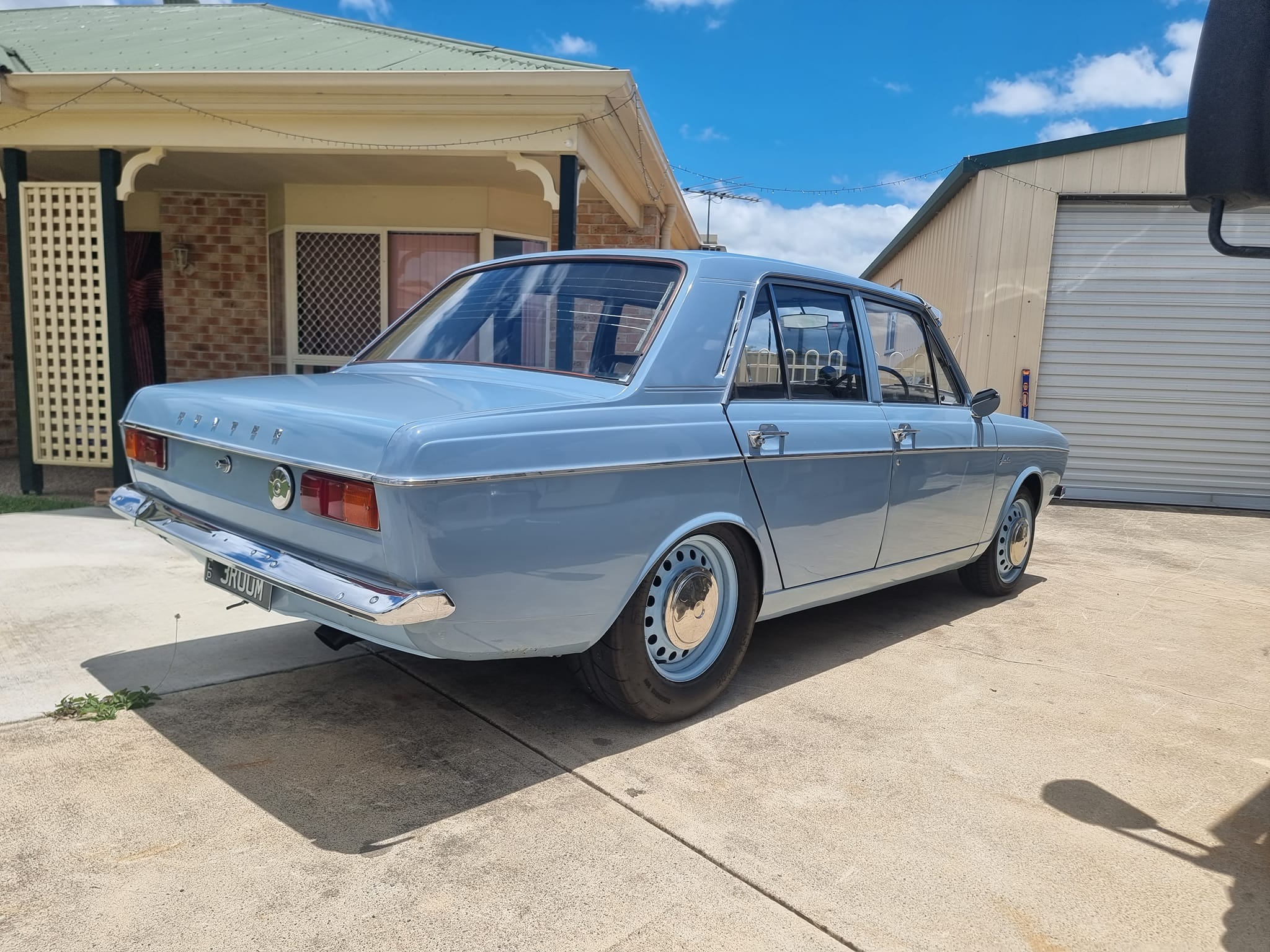 2048x1536 Hillman Hunter with a Turbo Honda K24 05