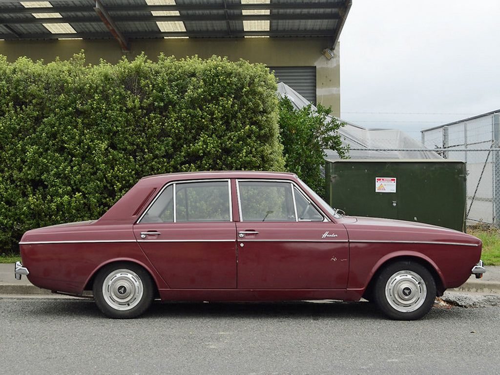 1024x768 Hillman Hunter 1966 Soft Stretch PRO Indoor Car Cover. Every Car Covered