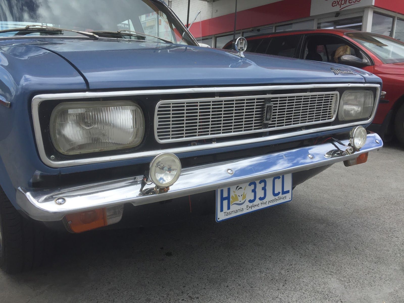 1600x1200 Random # 188: Hillman Hunter Sedan