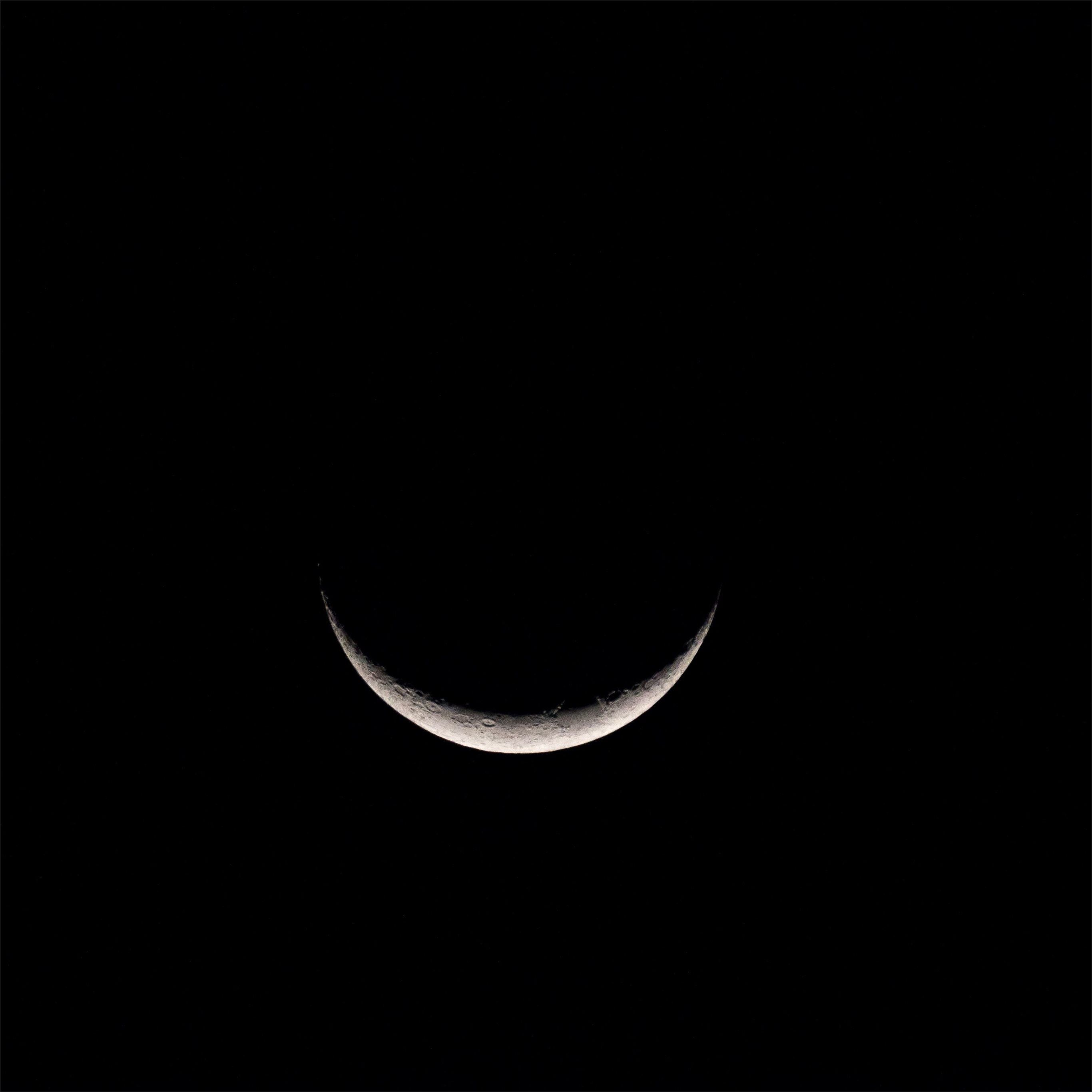 2732x2732 lunar moon dark 5k iPad Pro Wallpaper Free Download