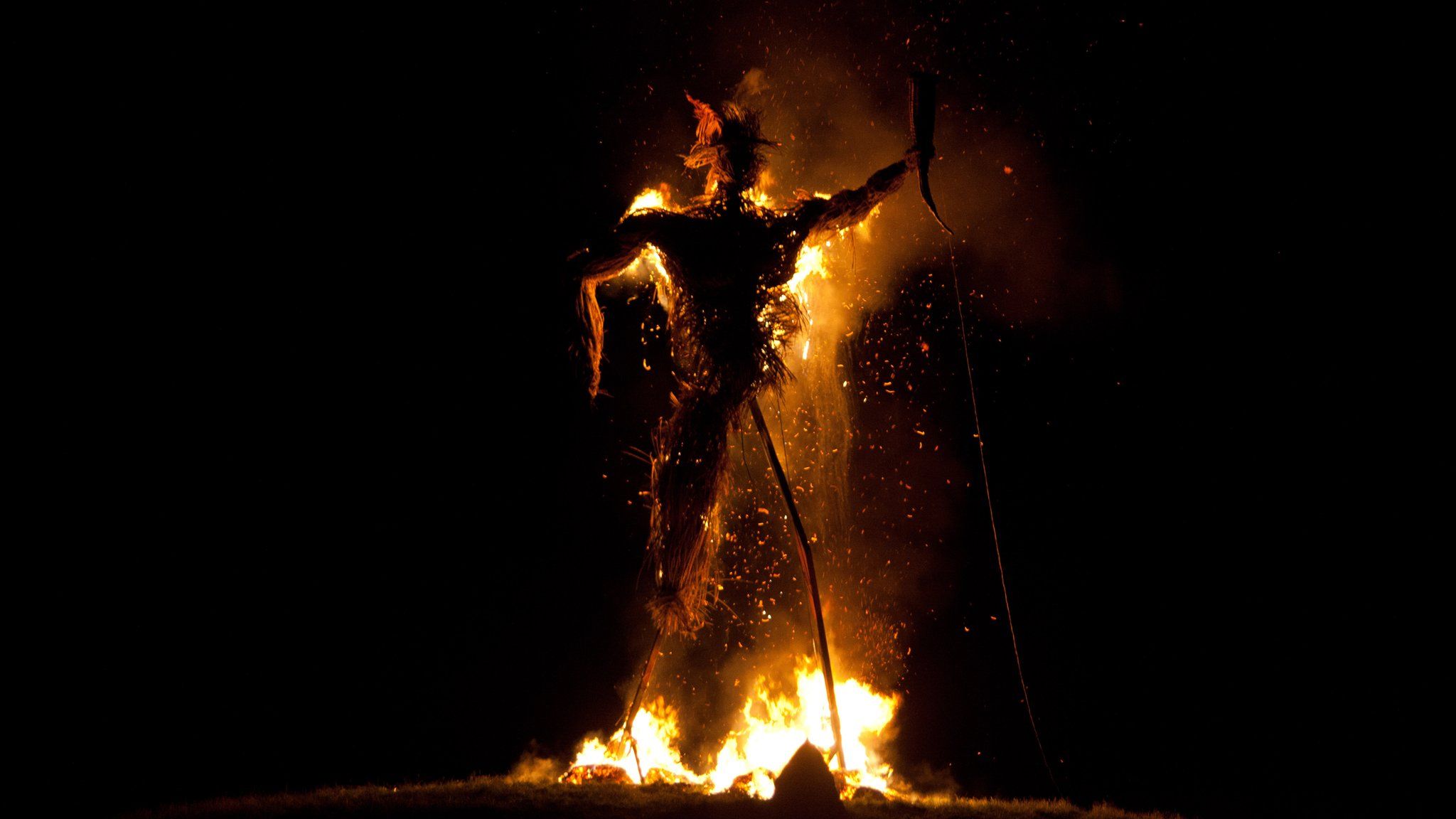 2048x1152 Waving a fond farewell to the Wickerman Festival
