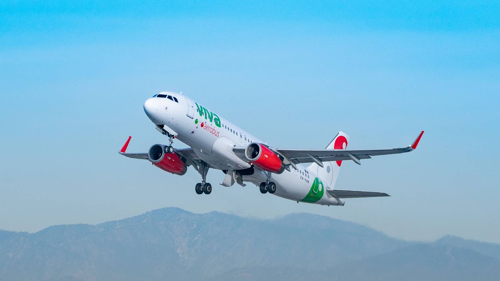 1600x900 A Viva Aerobus A320neo Almost Took Off From A Chicago O'Hare Taxiway