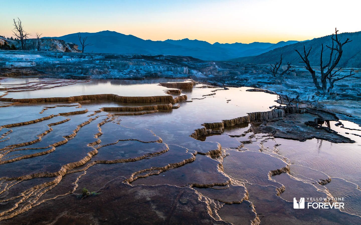 1440x900 Mammoth Hot Springs Sunrise Wallpaper