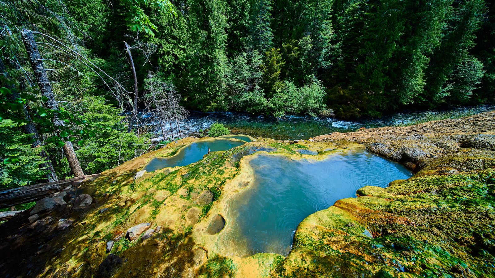 1600x900 Oregon's Wilderness Hot Springs Are Magical In The Snow, Here's How To Safely Plan A Visit
