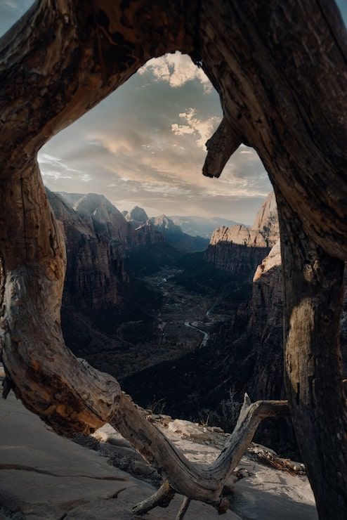 494x740 Hidden natural wonders Image