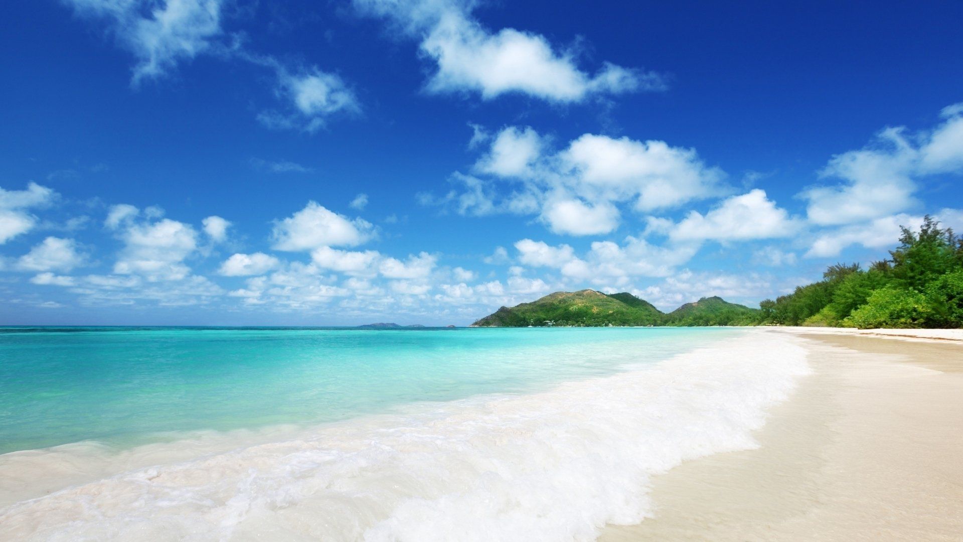1920x1080 Nature's Shore: HD Beach & Sea Wallpaperx1080