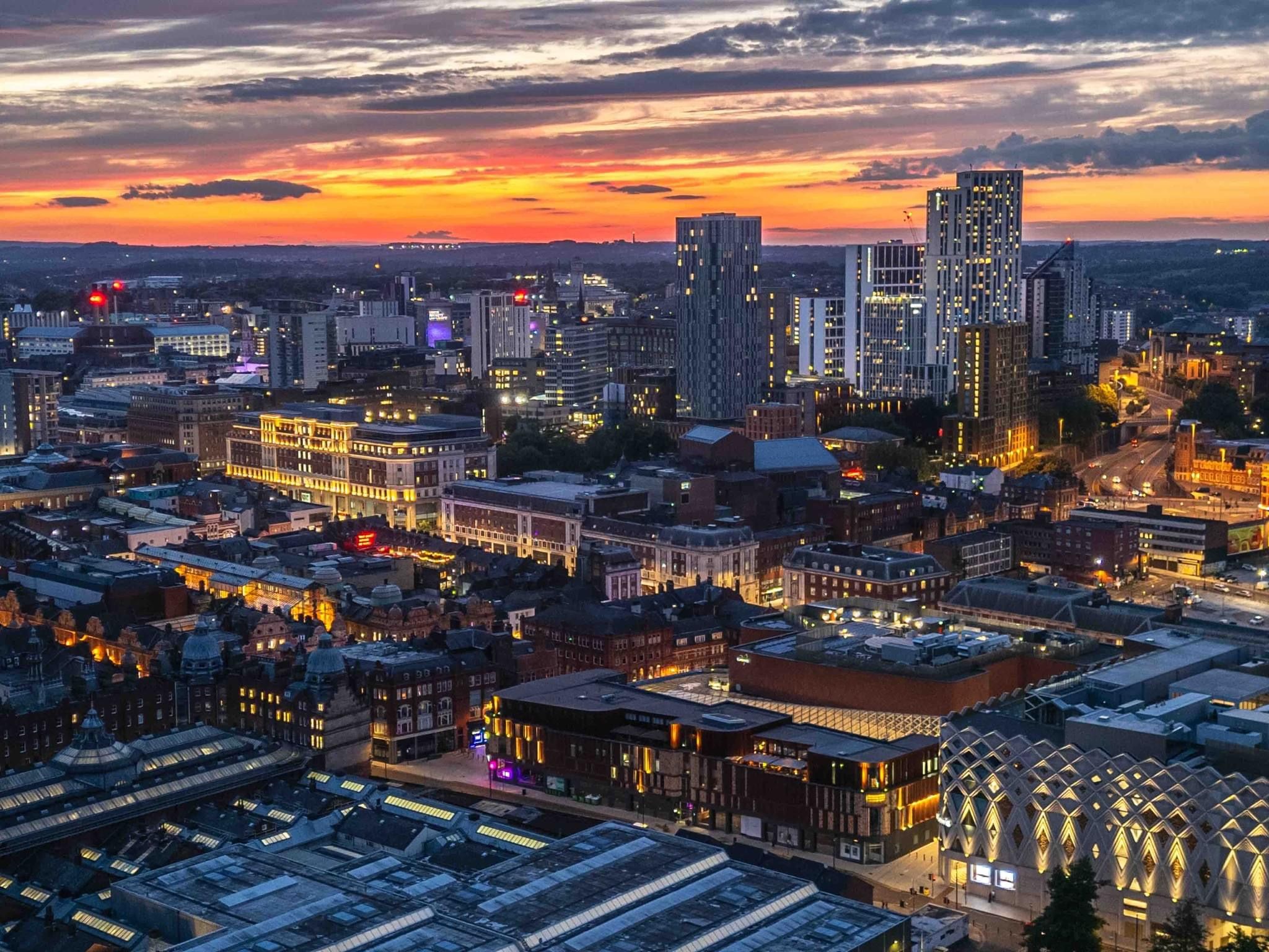 2048x1536 Leeds City centre & Sunset by Drone Arrows Drone Club UK