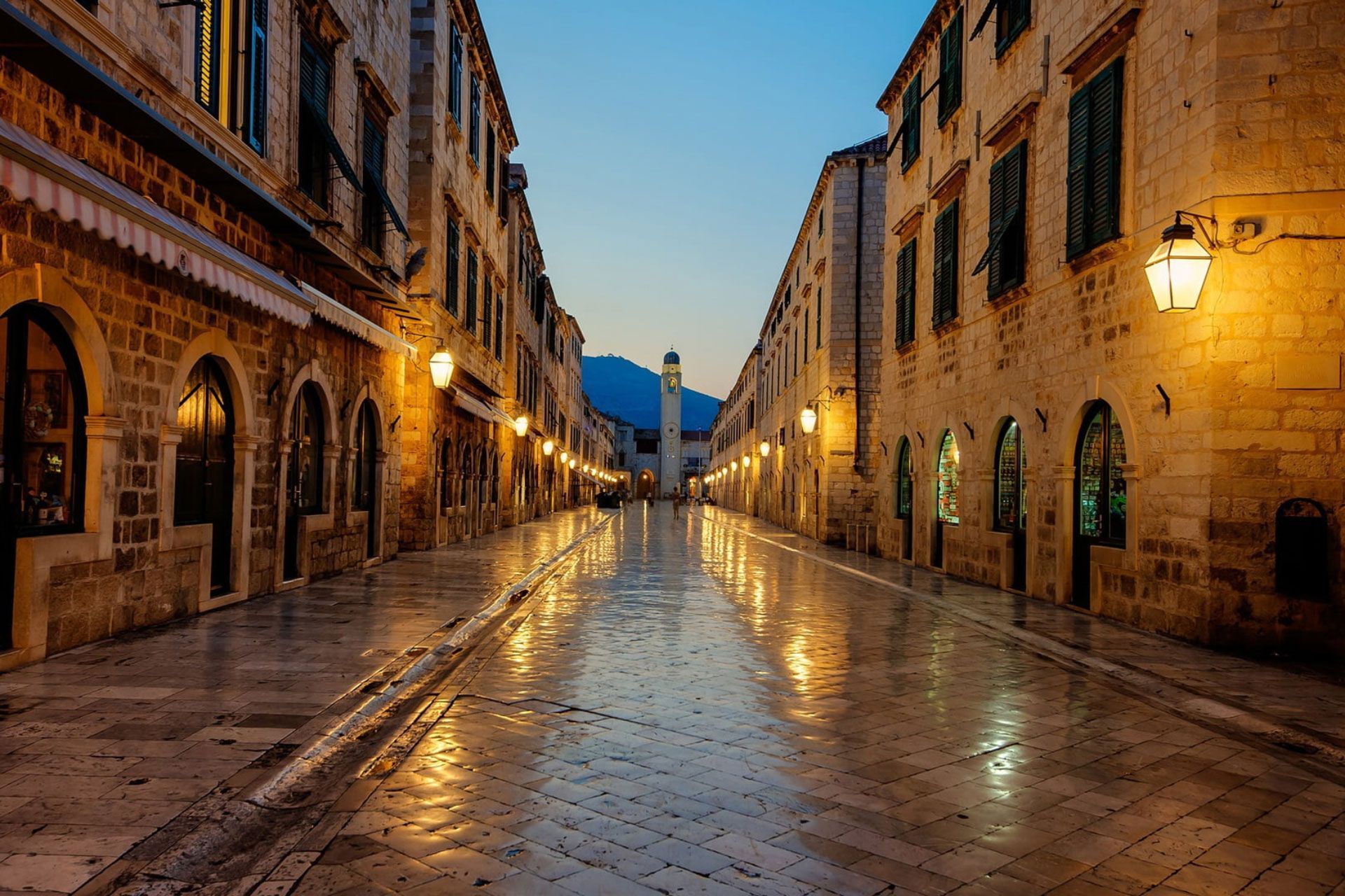 1920x1280 European Architecture Wallpaper