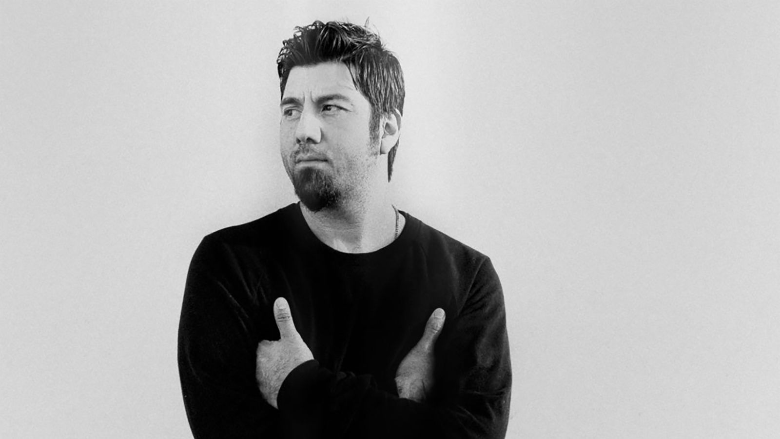 1600x900 Chino Moreno Wallpaper
