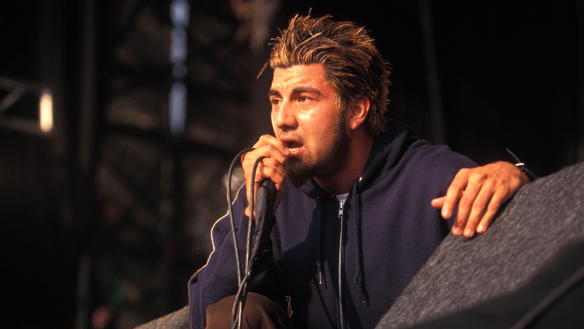 1920x1080 There'd Be Guys In Full Kiss Make Up Just Standing There Flipping Us Off For The Whole Set. After The Release Of Adrenaline, Deftones Faced Hostile Audiences And Were Forced To Hone Their