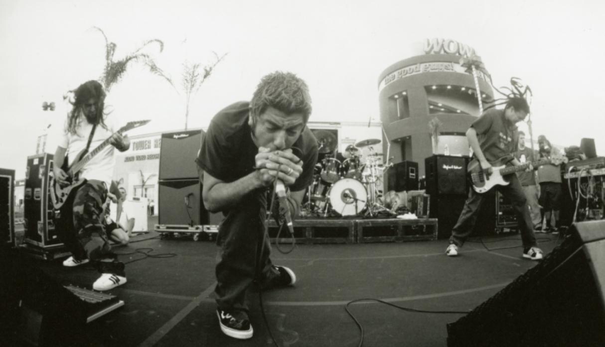 1214x697 Image tagged with deftones, Stephen Carpenter, chino moreno