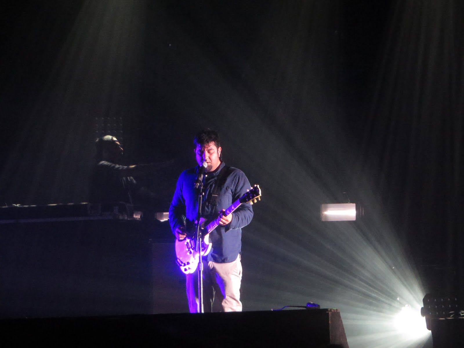 1600x1200 Ronald Says of a music addict: On Stage: Deftones 013