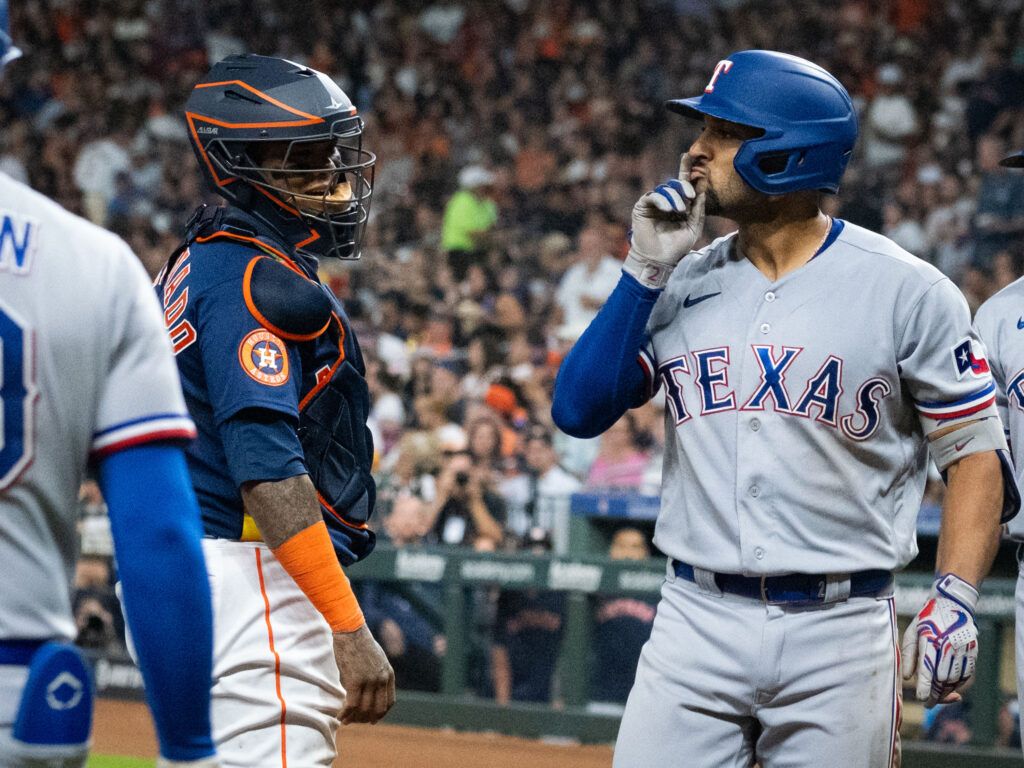 1024x768 Rangers Wonder Rookie Evan Carter Gives the Astros a Real Reason to Worry
