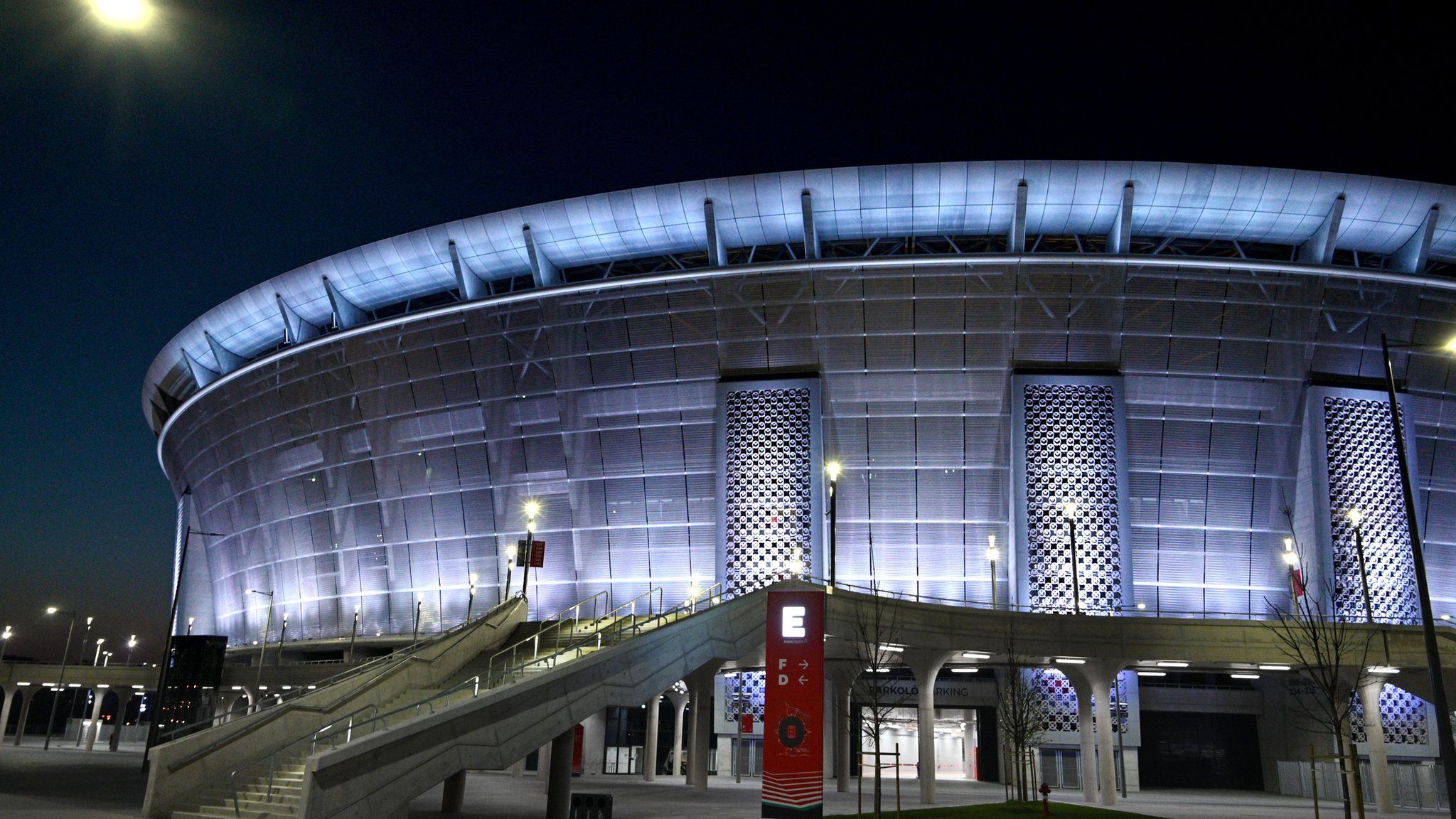 2048x1152 Uefa Super Cup: Fans to be allowed into Puskas Arena