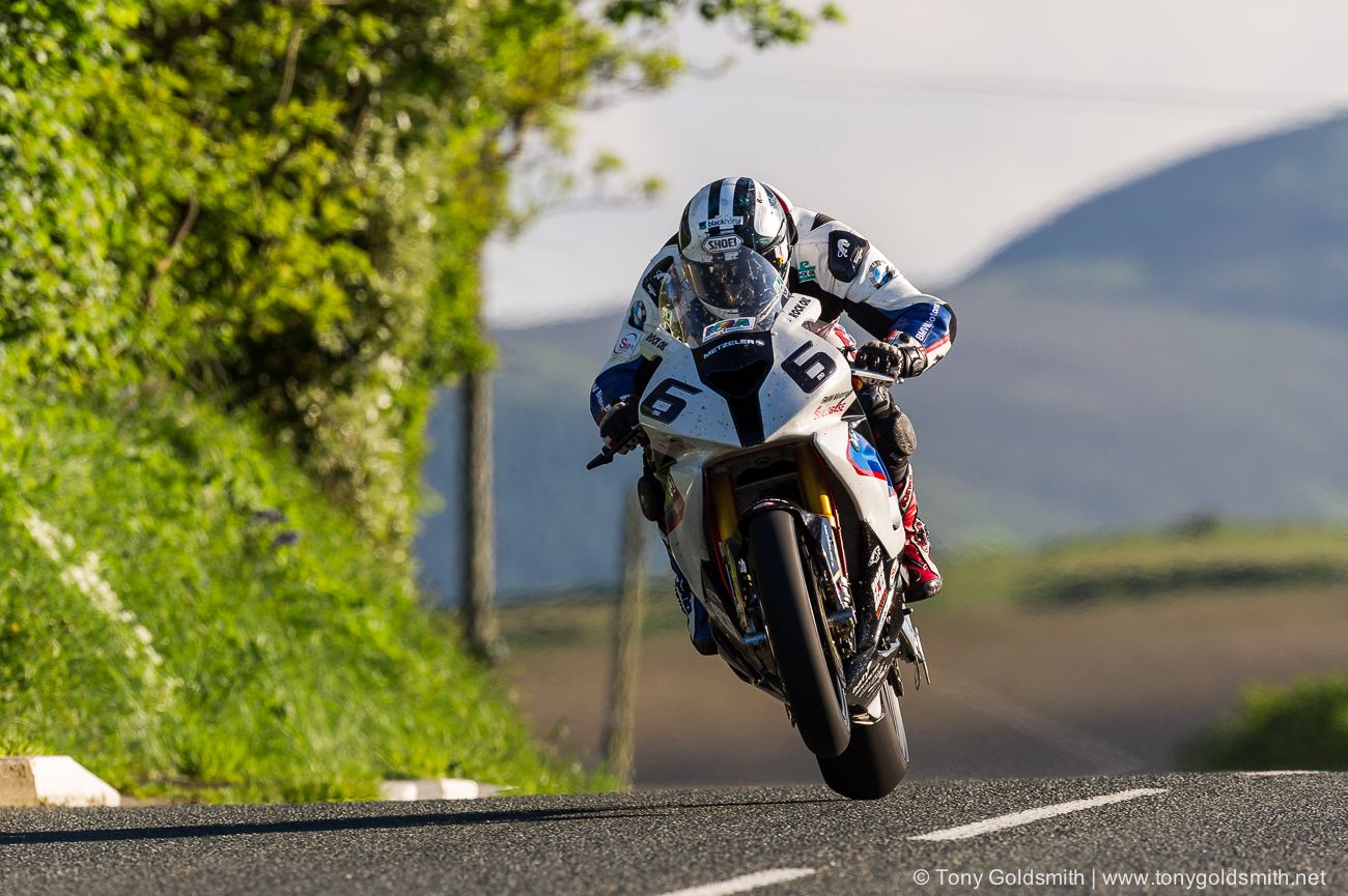 1300x865 IOMTT: Michael Dunlop Riding with Tyco BMW & Rubber