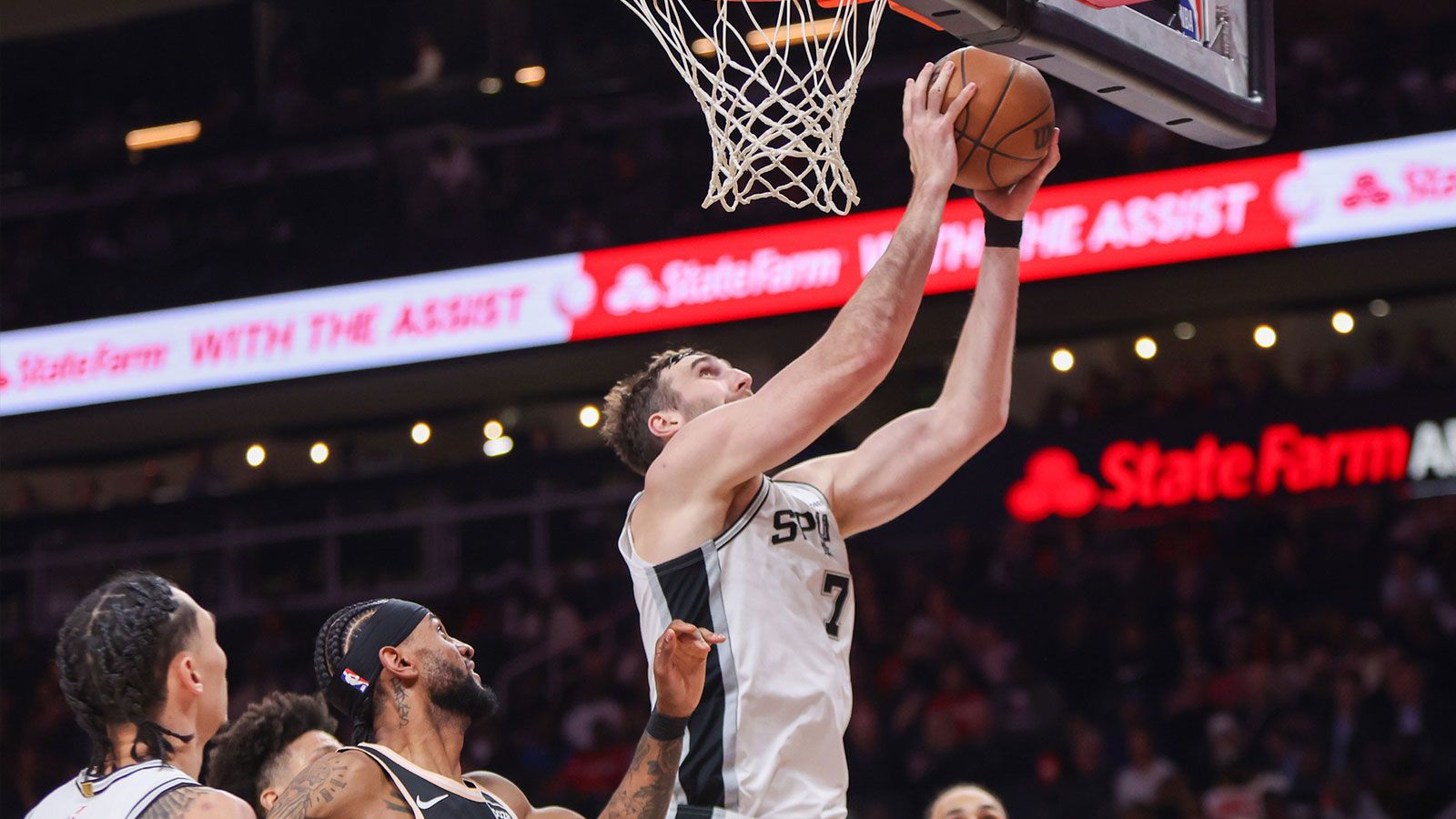 1600x900 Hawks news: Richard Jefferson backs Luke Kornet on Hawks Magic City controversy