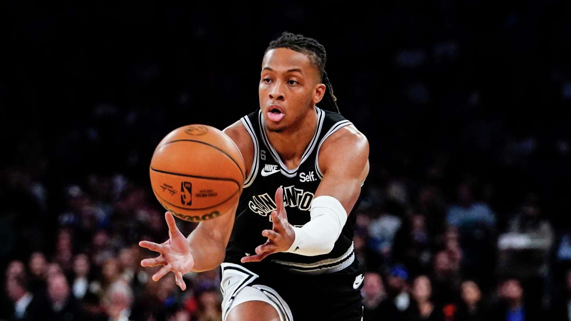 1920x1080 Spurs' Devin Vassell set to have surgery on knee