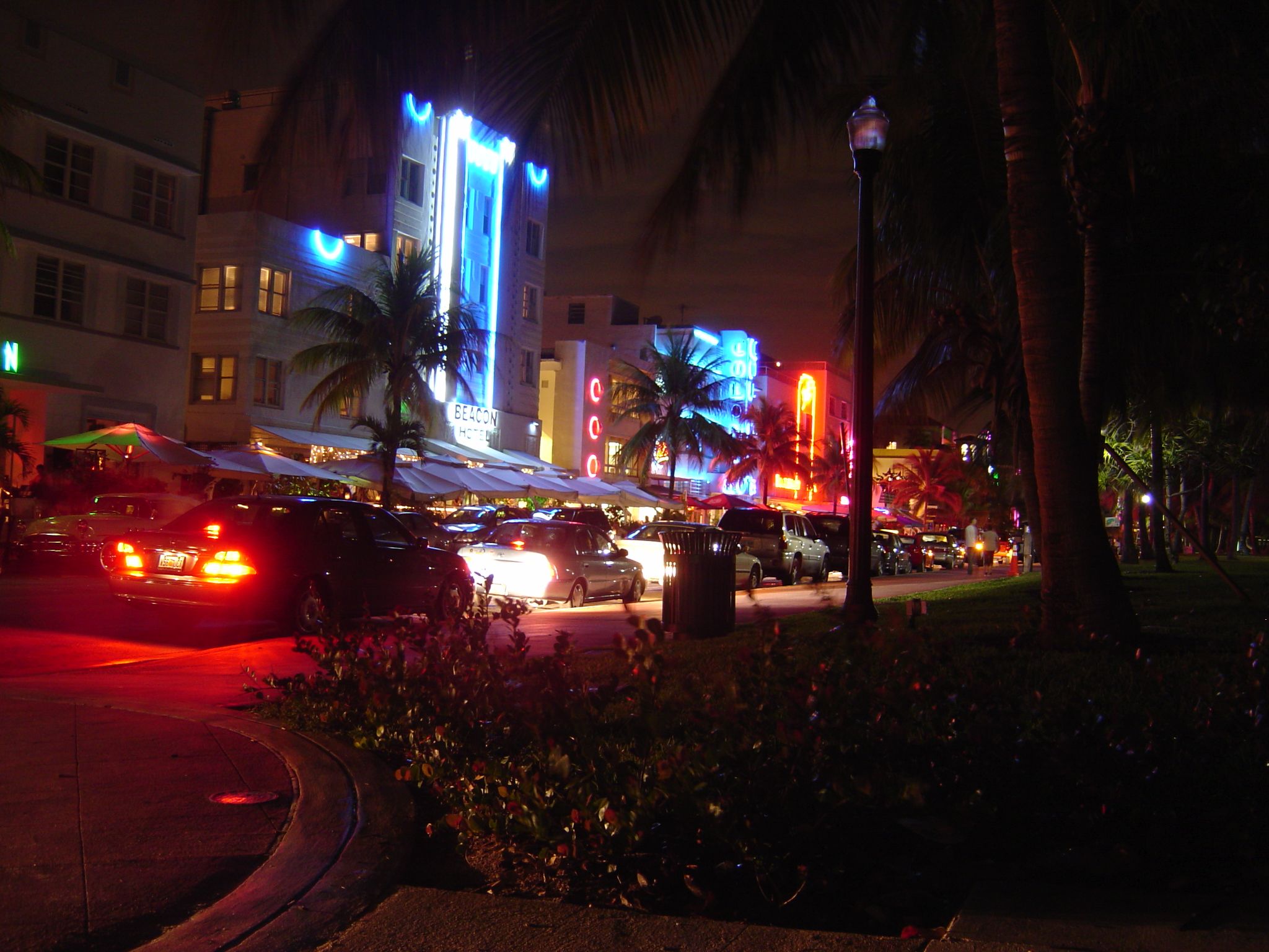 2048x1536 South beach miami