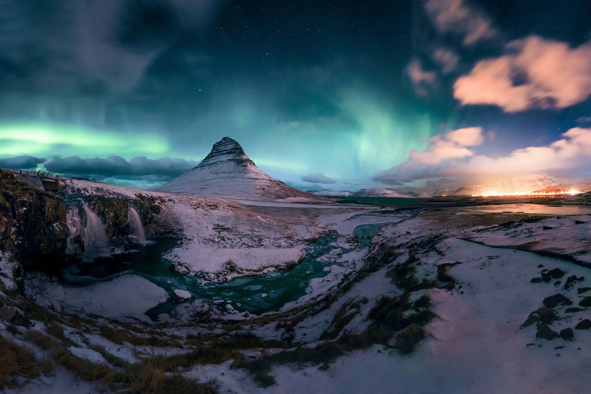 1920x1280 Kirkjufell with northern lights