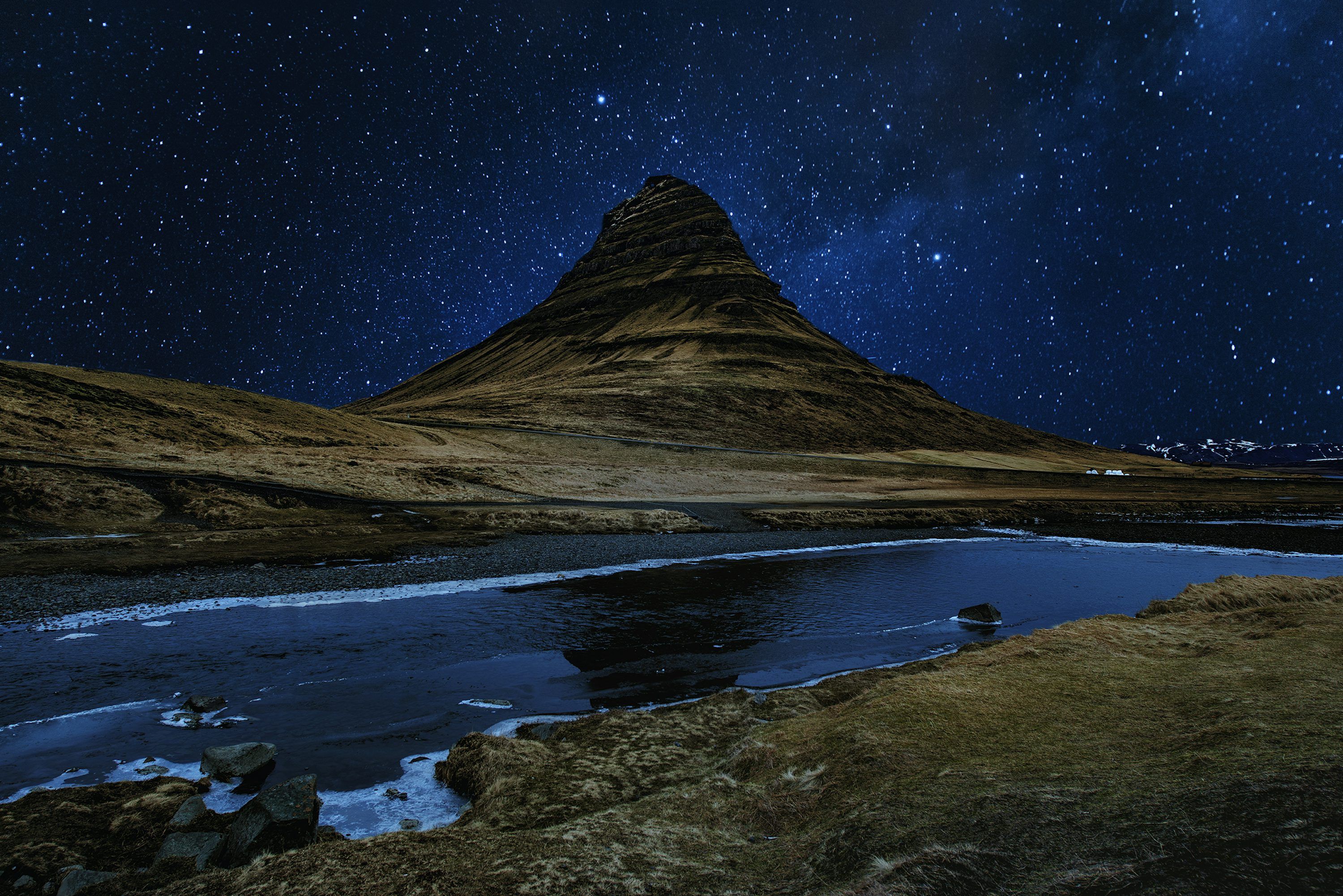 3000x2002 Kirkjufell Picture. Download Free Image