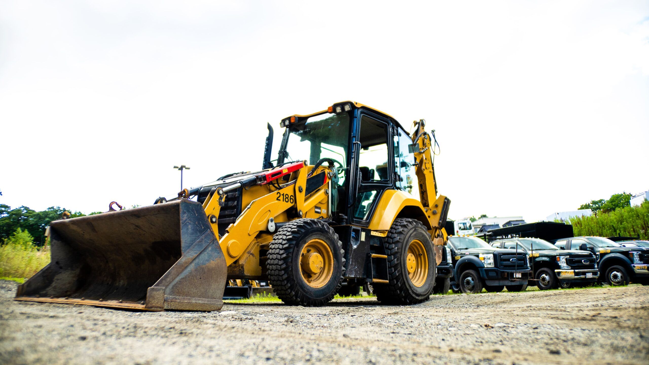 2560x1440 The Backhoe Loader: Yesterday's Earthmoving Machine for Tomorrow's Projects