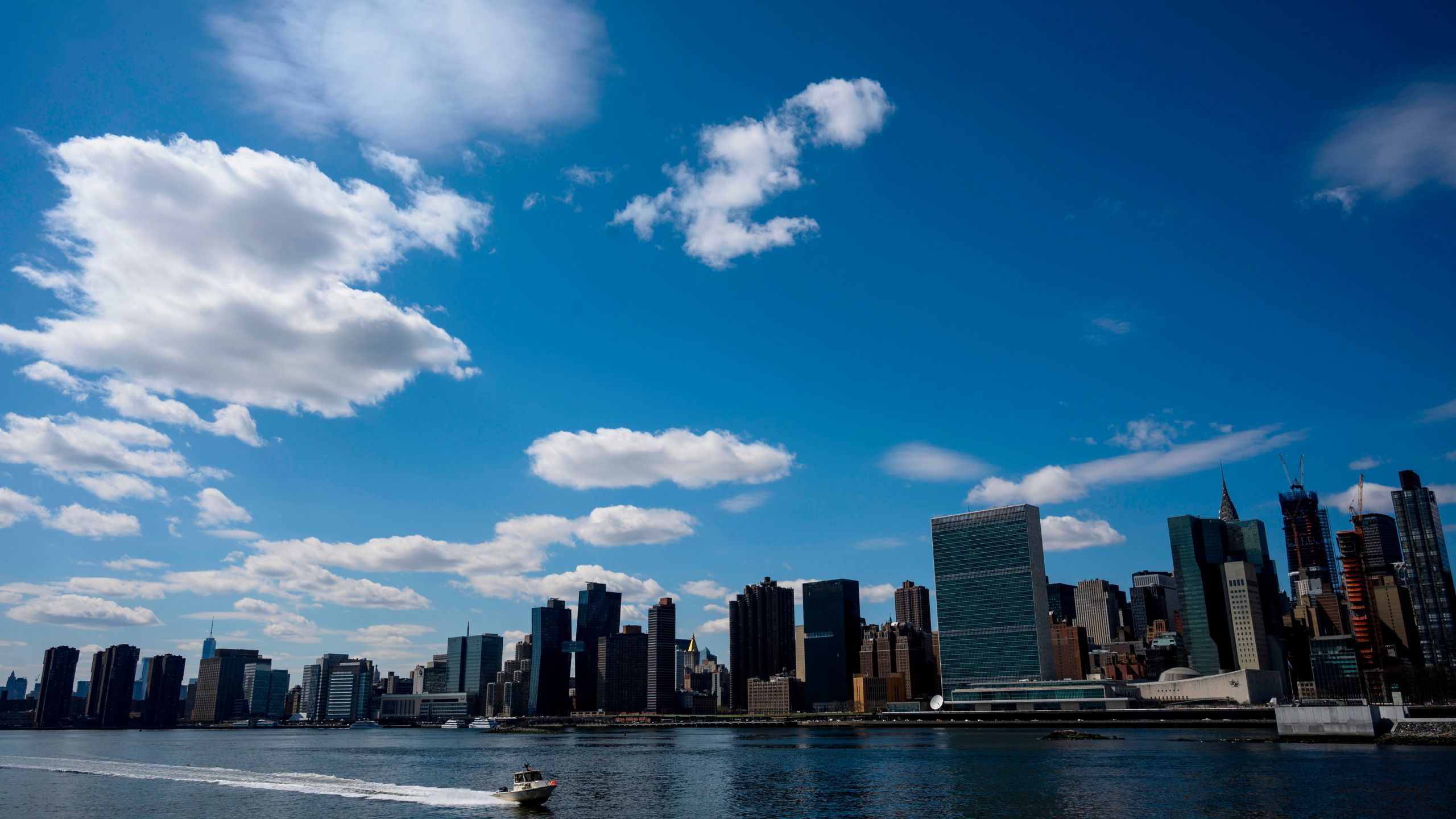 2560x1440 The sun will be making a comeback in New York City