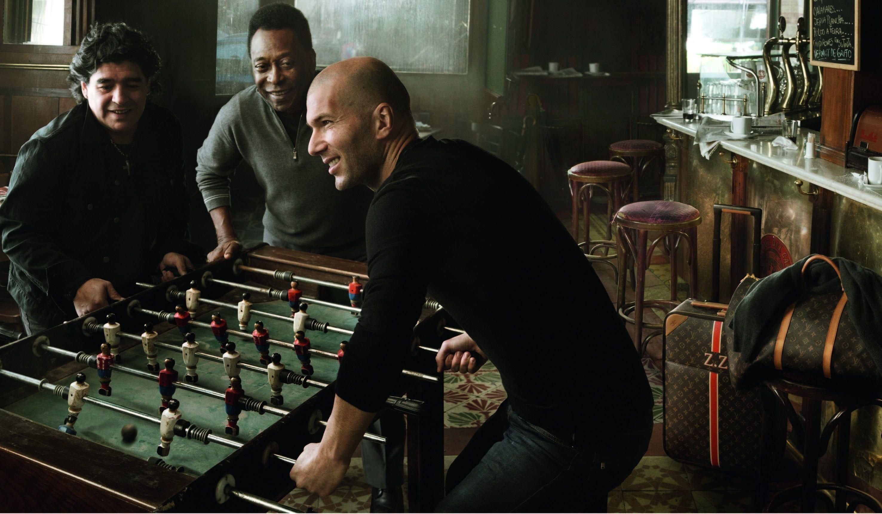 2953x1720 Men's Black Long Sleeved Shirt, Zinedine Zidane, Diego Maradona