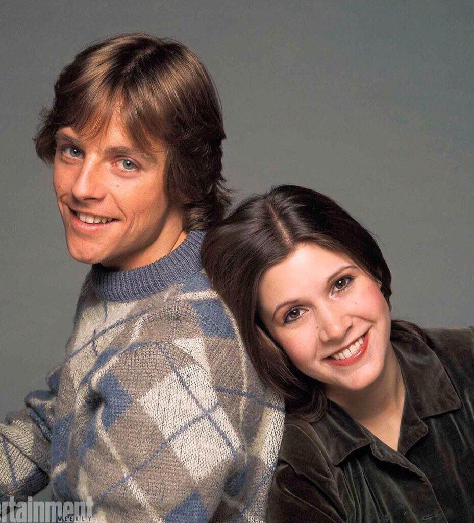 929x1024 mark hamill and carrie fisher photohoot (1977)