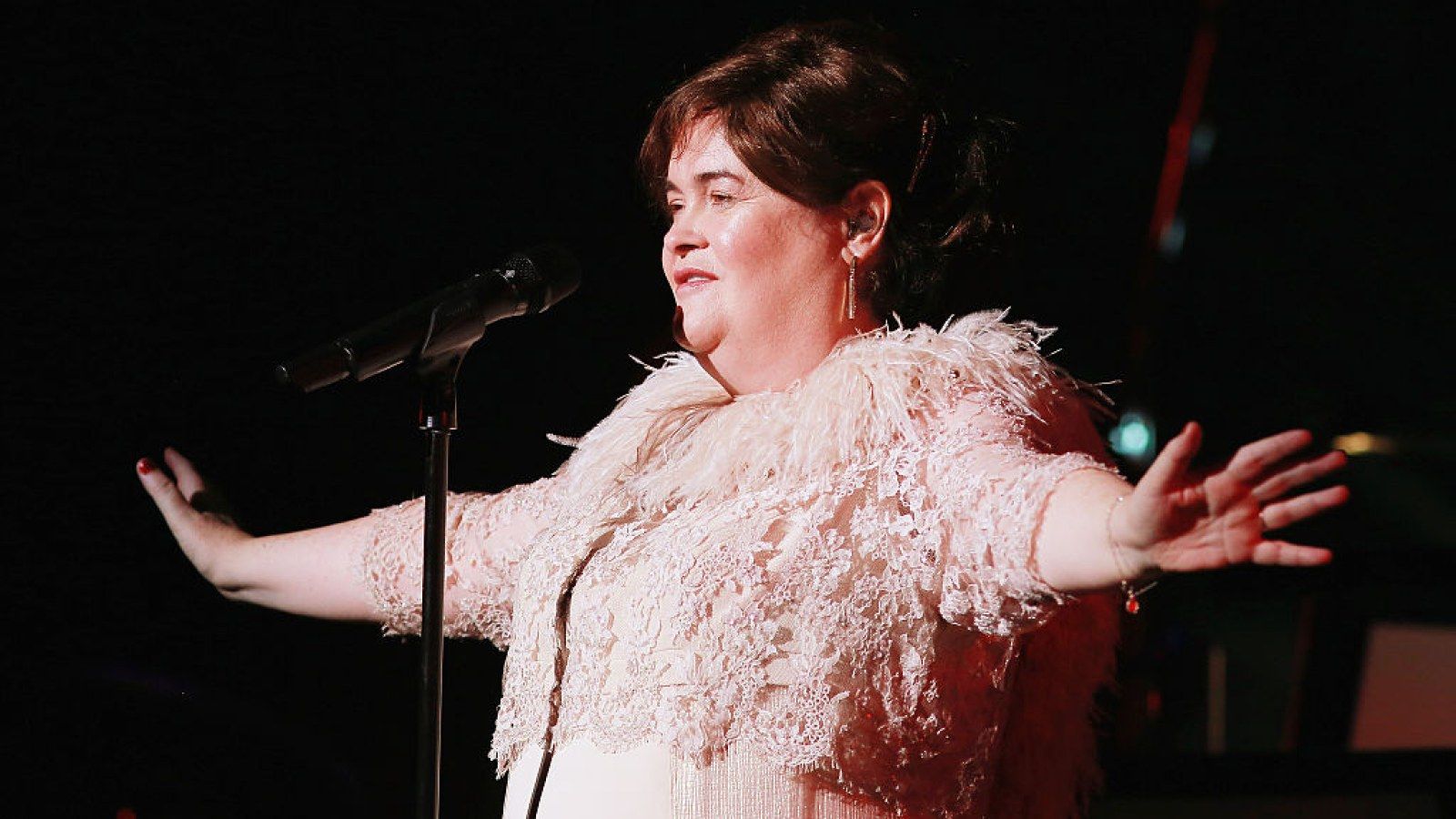 1600x900 Susan Boyle 2022: Singer Finally Emerges From Long Hiatus & 'Disappearance'