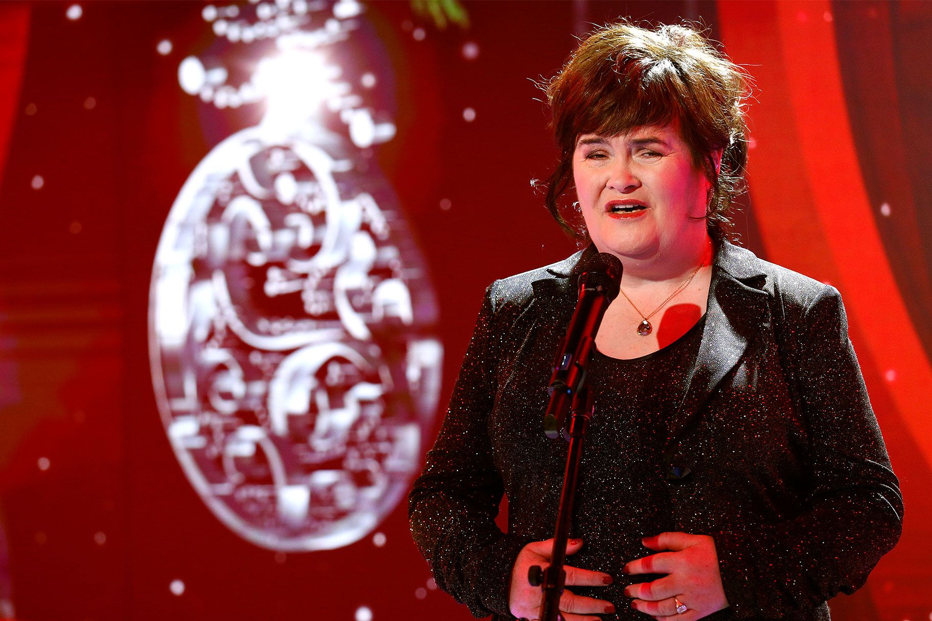 1825x1217 Watch Young Susan Boyle Sing The Way We Were at 23 Years Old