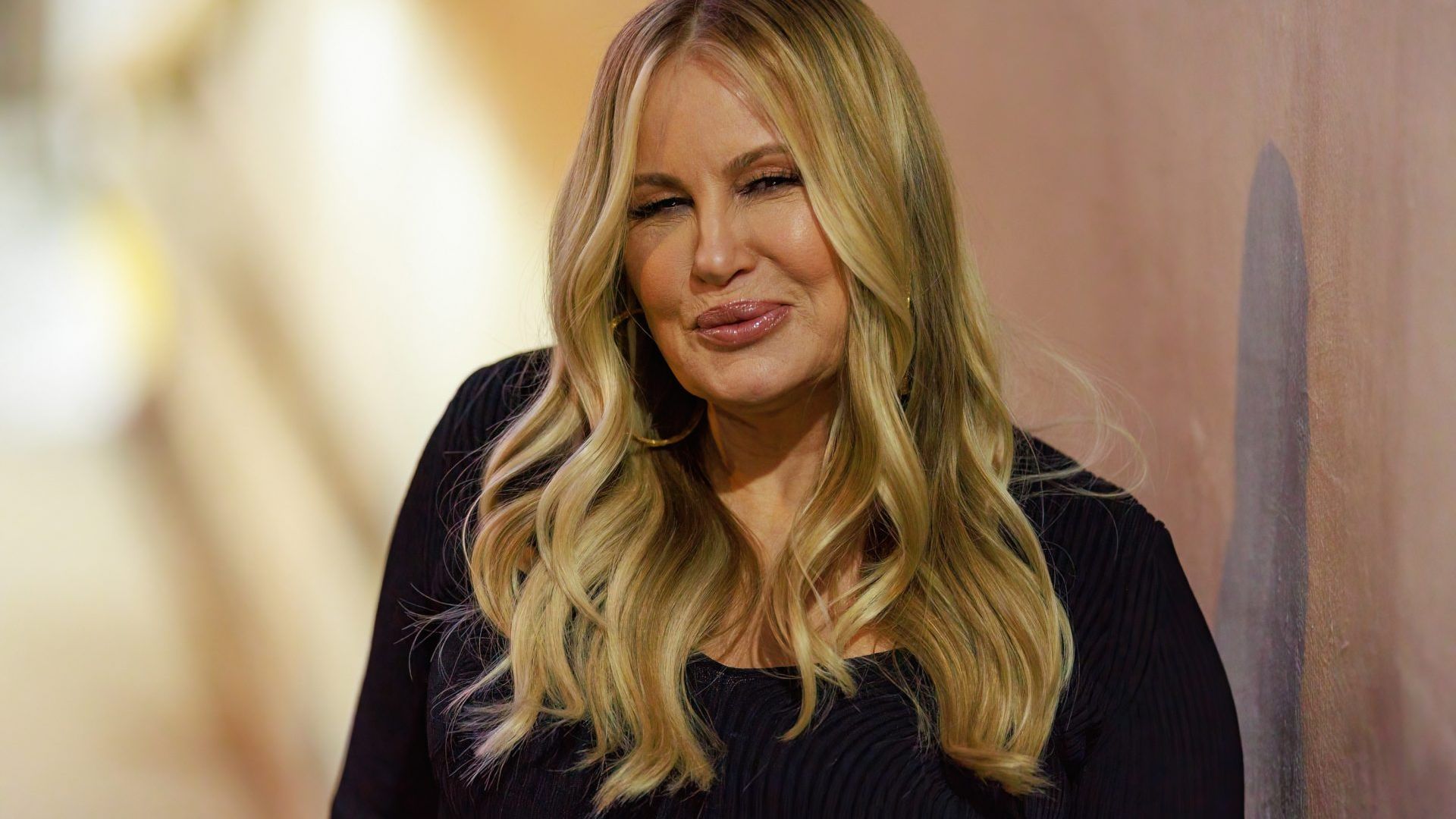1920x1080 Emmys 2022: how Jennifer Coolidge nearly rejected The White Lotus
