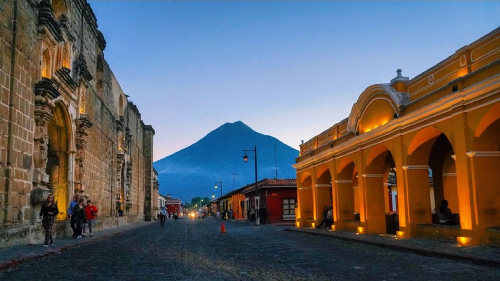 1920x1080 Antigua Guatemala Wallpaper