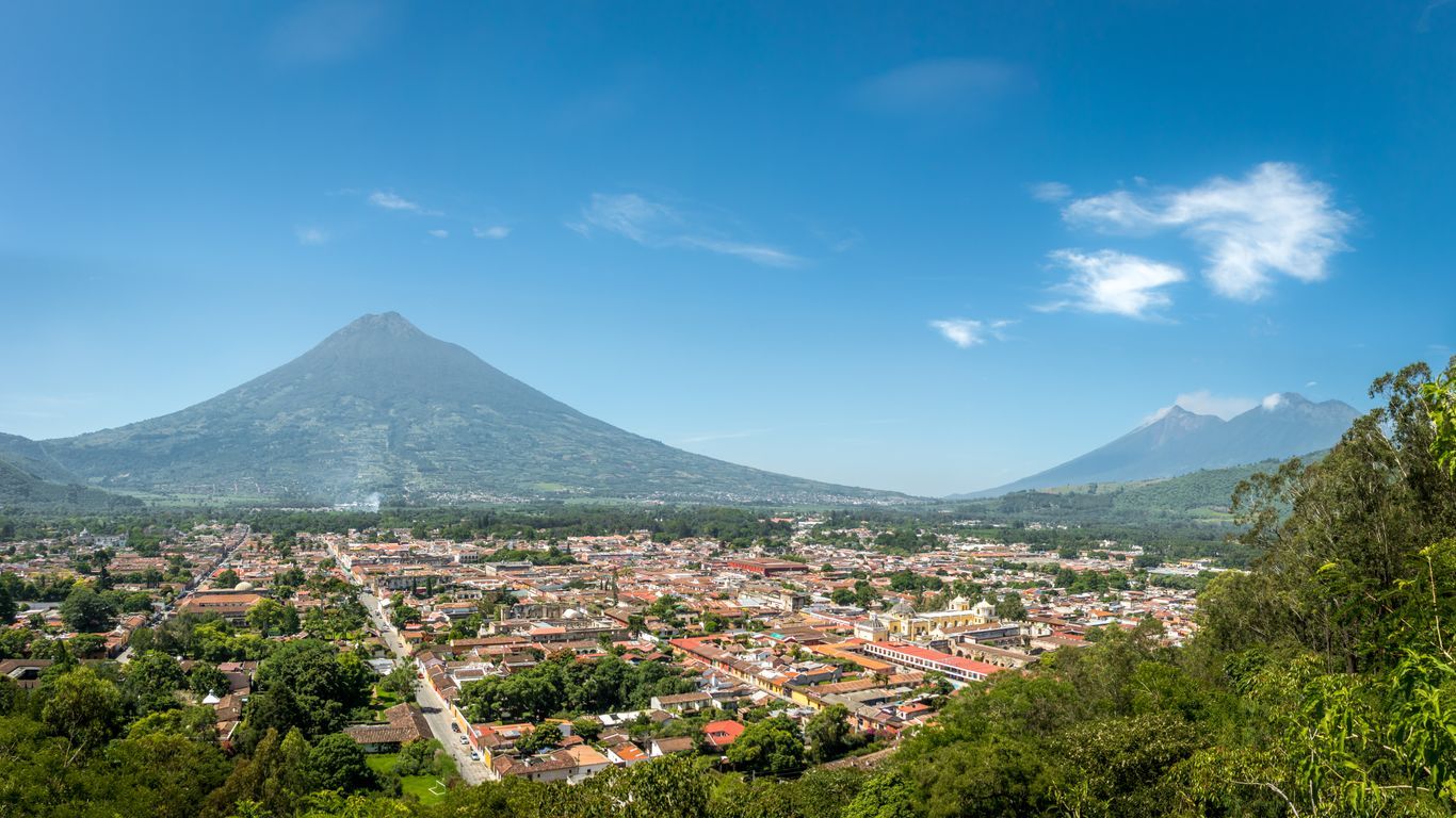 1366x768 Antigua Travel Guide