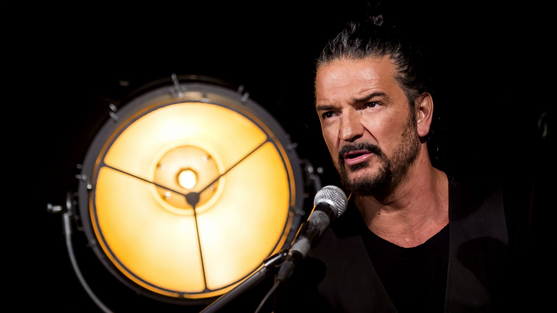 1920x1080 El hijo mayor de Ricardo Arjona está enorme y es idéntico a su papá (FOTO)
