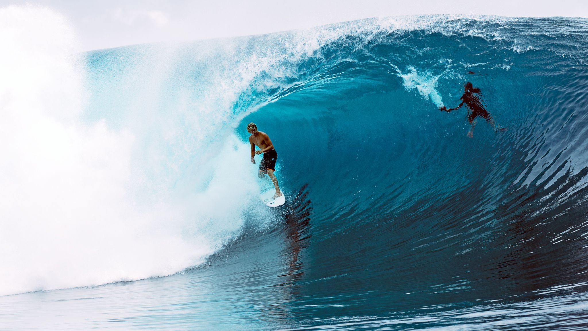 2048x1152 John John Florence Surfing Teahupoo, Tahiti