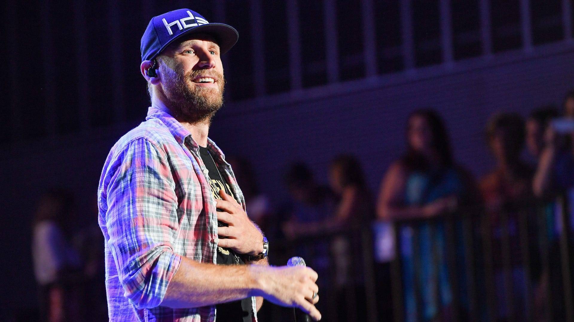 1920x1080 Chase Rice's brother fools fans while he's on stage