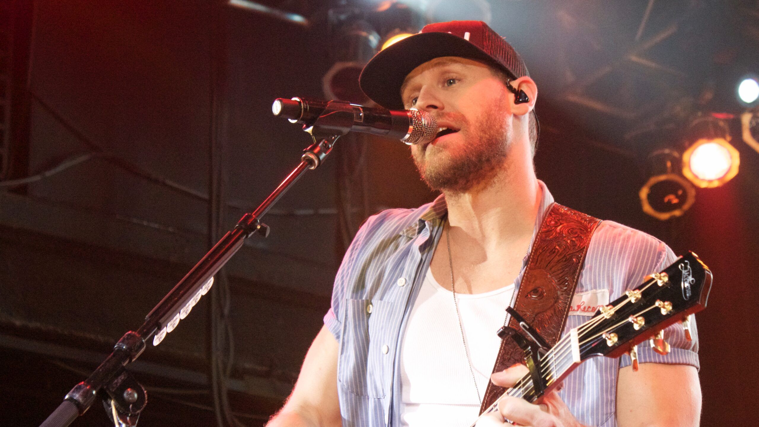 2560x1440 Chase Rice to Open New Bar on the Flats East Bank