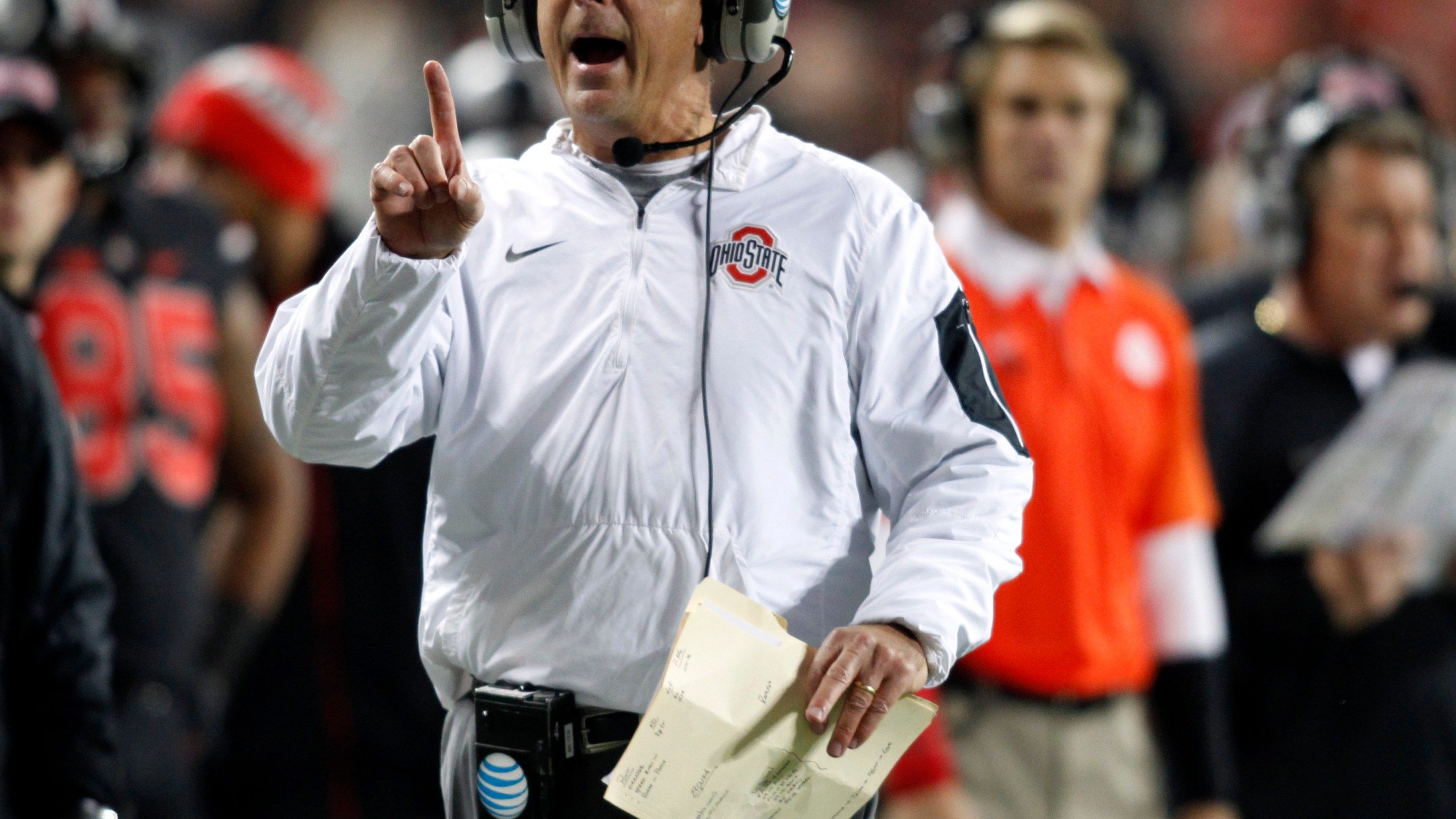 2560x1440 Urban Meyer to ring “Victory Bell” ahead of Penn State, Ohio State game