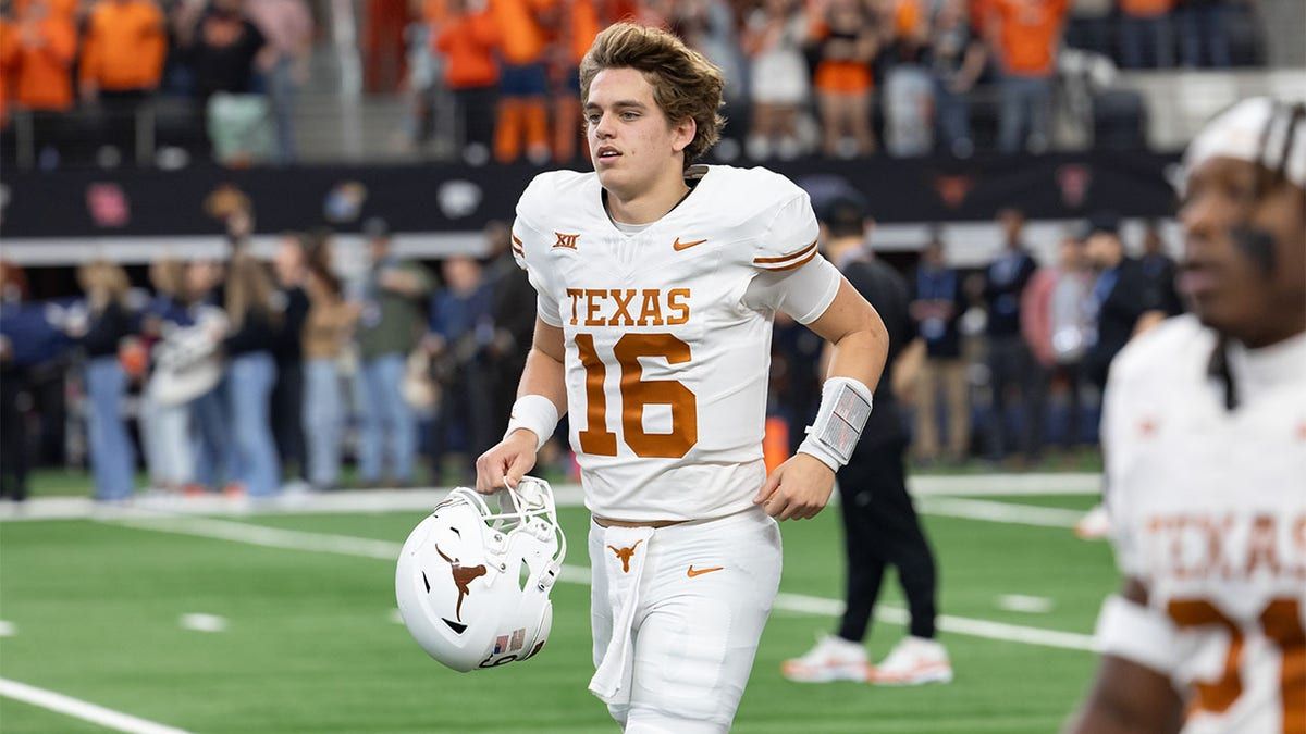 1200x675 Arch Manning to sit behind Quinn Ewers for second straight season as Steve Sarkisian names starter