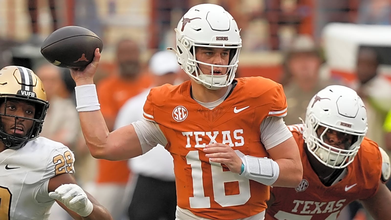 1600x900 Arch Manning hitting stride at right time for surging No. 20 Texas