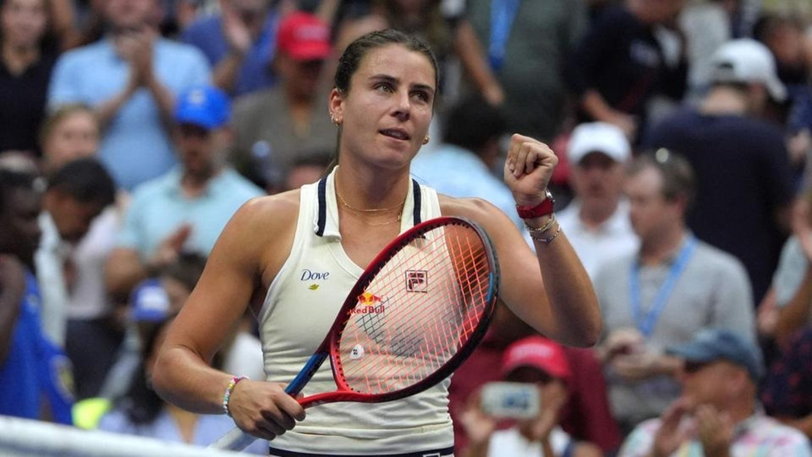 1600x900 Who is Emma Navarro, billionaire's daughter who beat Coco Gauff en route to second straight Slam quarterfinal?