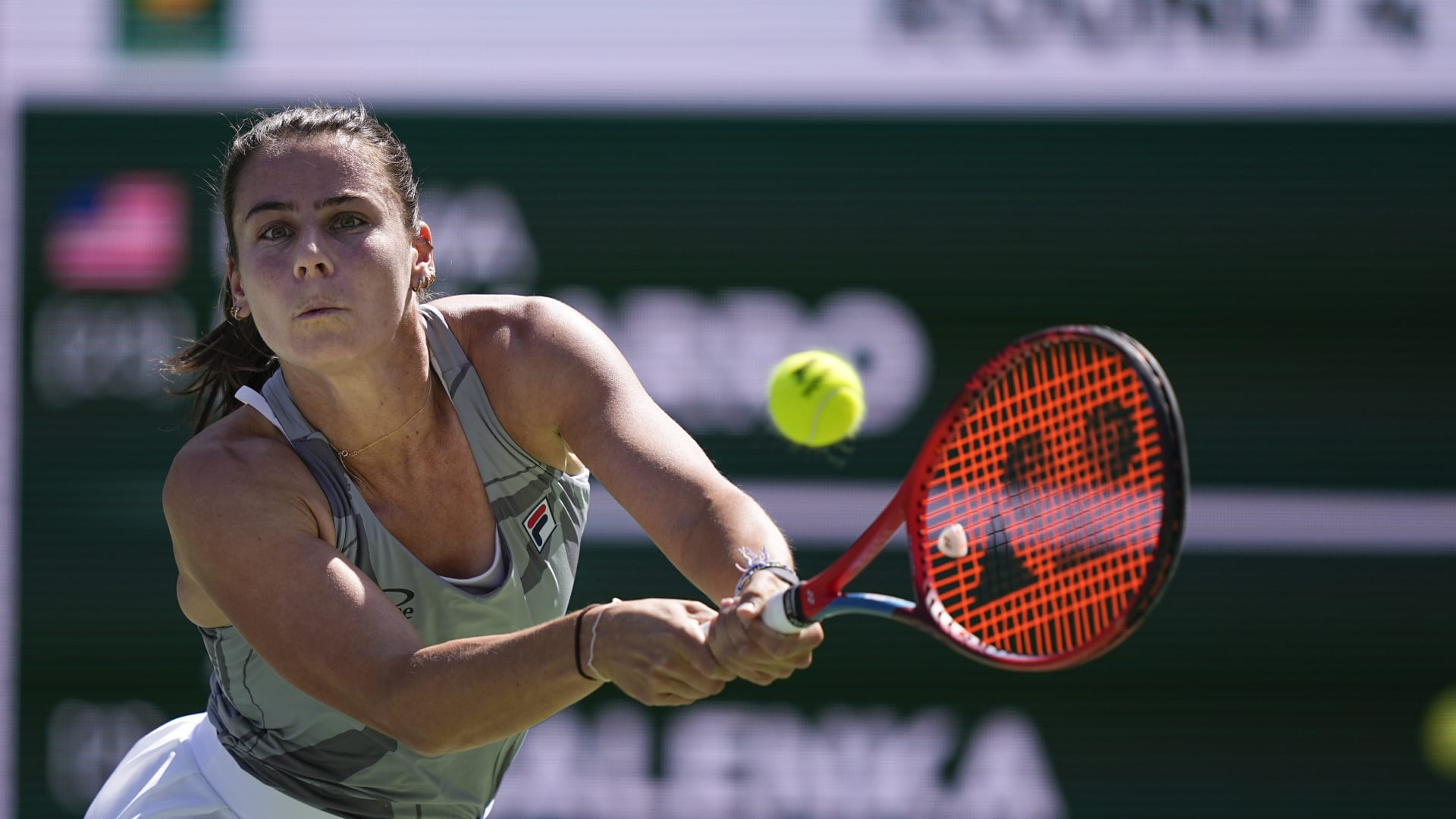 1920x1080 Emma Navarro Stuns Sabalenka, Gauff Celebrates Birthday with Quarterfinal Berth