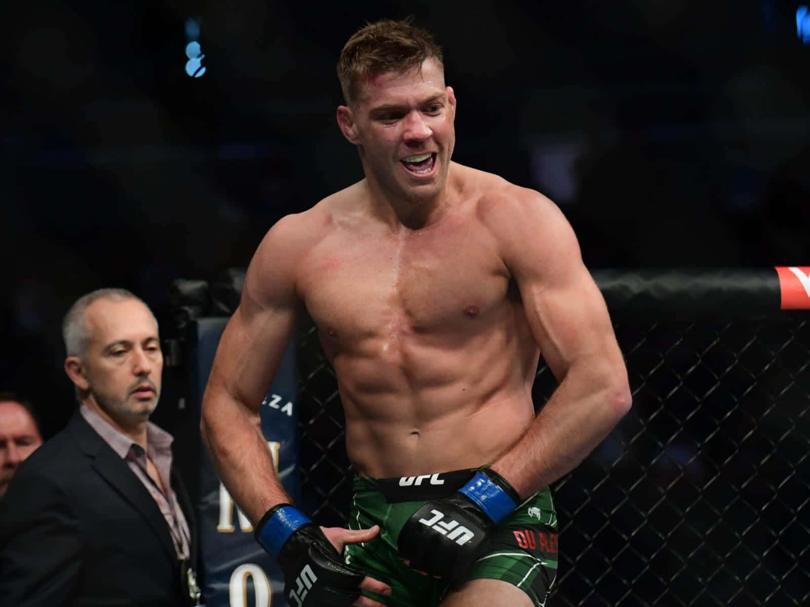 1600x1200 Download Dricus Du Plessis Flexing Wallpaper