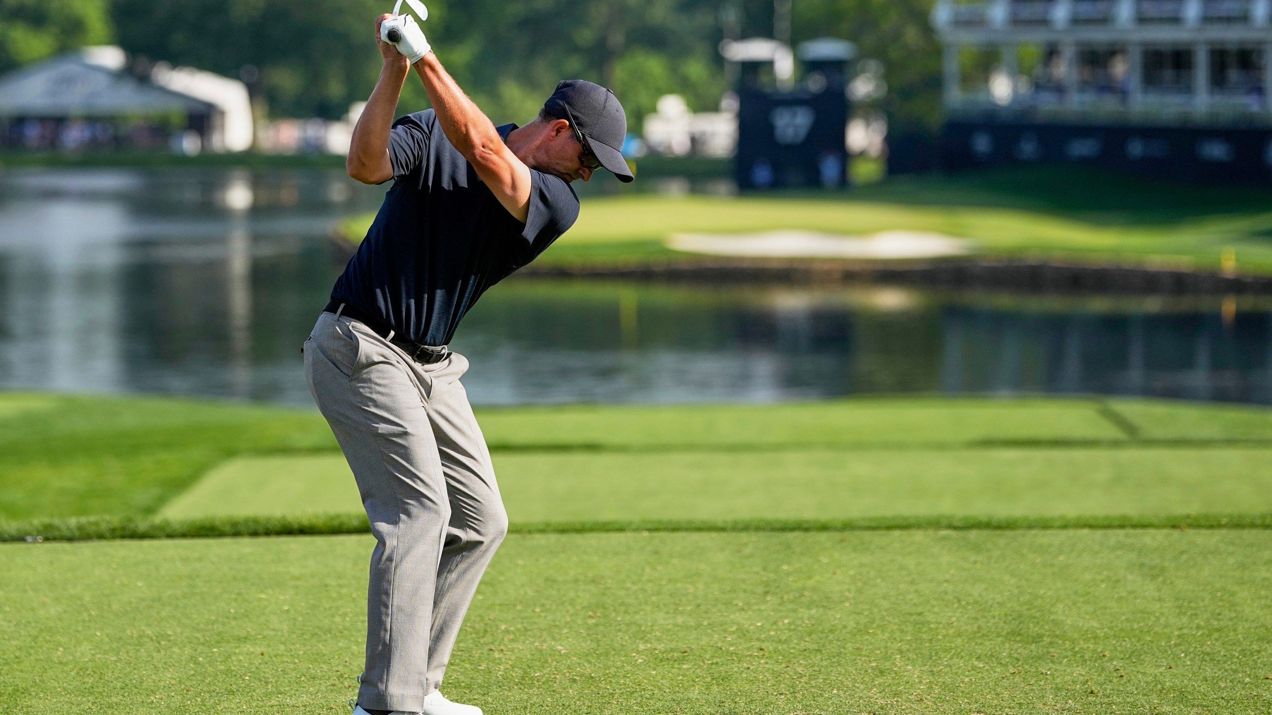 2560x1440 Quail Hollow's closing 3 holes known as the Green Mile proving to be huge test at PGA Championship